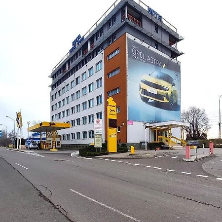 Hotel Jurki Dom Bratislava Exteriör bild