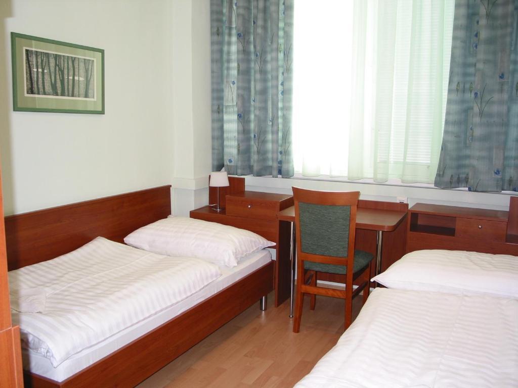 Hotel Jurki Dom Bratislava Rum bild